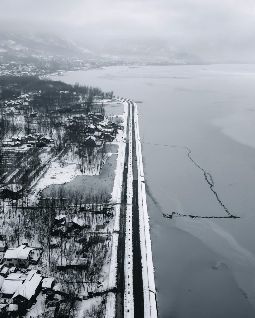 Crafting Captivating Headlines: Your awesome post title goes here